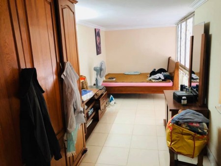 Hào Nam , ô tô vào nhà , kinh doanh ,3 mặt thoáng ,48Mx4T, 7.6 tỷ