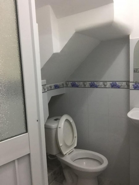 BÁN NHÀ QUẬN 7 LÊ VĂN LƯƠNG 4 TỶ 50M2 GẦN LOTTE.