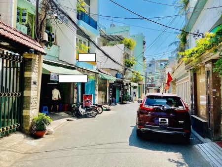 Bán Nhà HXH Nguyễn Tri Phương Q10, 32m2, 5T, Chỉ 6.7 TỶ TL