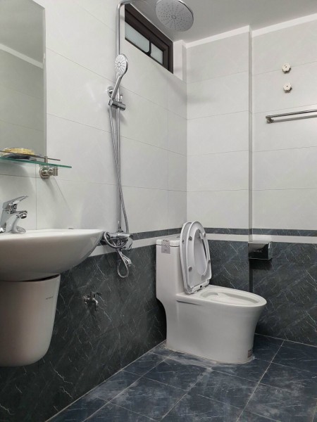 Bán nhà phố Lê Viết Quang, Ph. Ngọc Châu, 56.9m2, mt 4m, 3 tầng, 2 tỷ 150