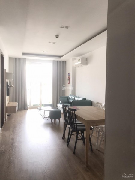 Có căn hộ 74m2, 2 PN, có sẵn nội thất, cc Sky Center, chính chủ cho thuê giá 16 triệu/tháng