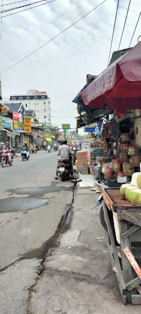 Bán Nhà Hẻm 184 Phạm Văn Hai Tân Bình Giá Rẻ, 30m2, 3 Lầu, 3 Phòng Ngủ.