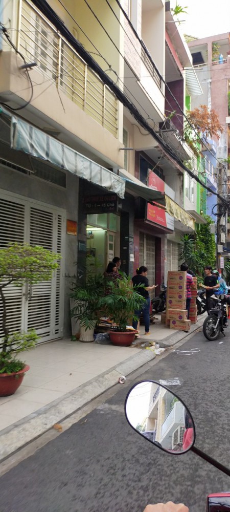 Bán Nhà Hẻm 107 Phạm Văn Hai Tân Bình Giá Rẻ, 32m2, 3 Lầu, 3 Phòng Ngủ.