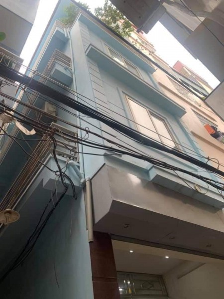 Tôi cần bán nhà riêng chính chủ phố Kim Giang, Khương Đình, DT 40, giá 2.9 tỷ.