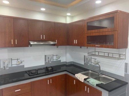 Khai lộc đầu năm nhà giá rẻ đón tết nhà như MT gần TT Q10, Lý Thường Kiệt,chỉ hơn 15tỷ.0909484131