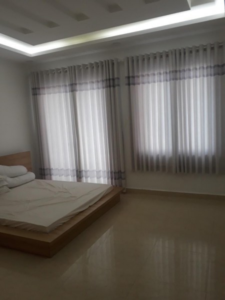 Nhà nát giá rẻ tiện KD căn hộ dịch vụ cao cấp gần Q 10 Thành Thái,LH0909484131