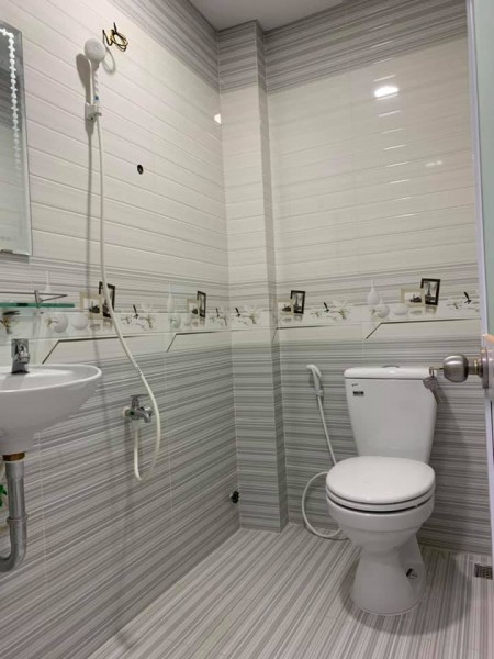 BÁN NHÀ 40m2, 3 TẦNG, HXH, ĐƯỜNG NGUYỄN THỊ THẬP, PHƯỜNG TÂN QUY, QUẬN 7, GIÁ 4 Tỷ