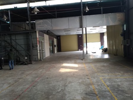 Cho thuê 400m tại Vân Canh, mặt đường 70 đông xe ô tô qua lại, đã có văn phòng