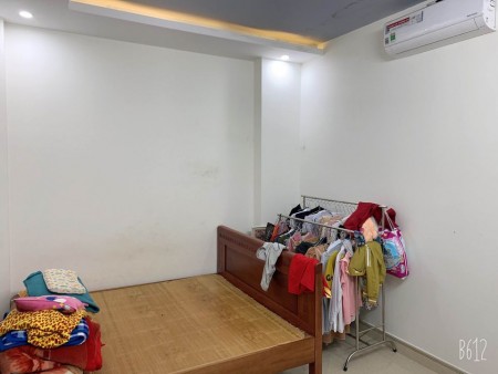 Bán nhà Nguyễn Thị Nhỏ, Tân Bình 30m2_ 1T2L tặng nội thất