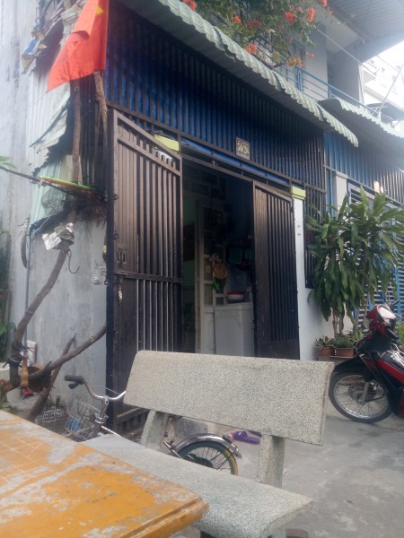 Nhà 4*20m có lững 2 phòng. Hẻm Phạm Văn Bạch. P15.TB