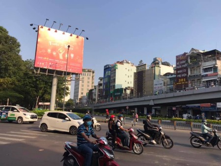 Tòa nhà 7 tầng mặt tiền Trường Chinh+ lô đất 18.200m2. Tân Bình