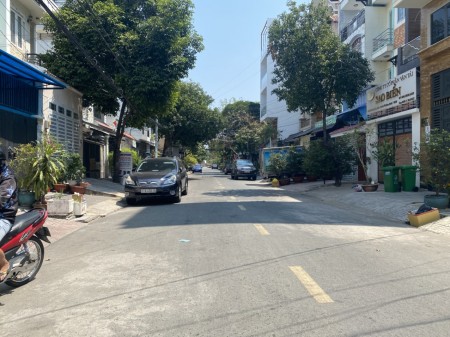 Đi đến slide 4