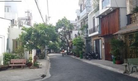 Mở nhà hàng cần bán Nhà hẻm xe tải 29K8 Cư xá PB Lạc Long Quân, Quận 11, 48m2 giá chỉ 5 tỷ 6