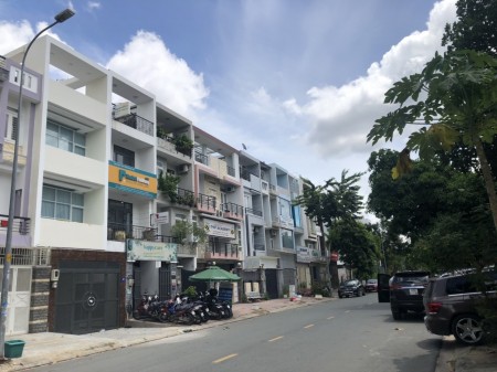 NHÀ NGUYÊN CĂN KHU APAK QUẬN 2, 5X20M, 3 LẦU, 5PN, CÓ MÁY LẠNH, GIÁ 34 TRIỆU/THÁNG