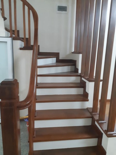 BÁN NHÀ QUẬN 4 XE HƠI QUAY ĐẦU KO QUY HOẠCH ĐƯỜNG TÔN ĐẢN