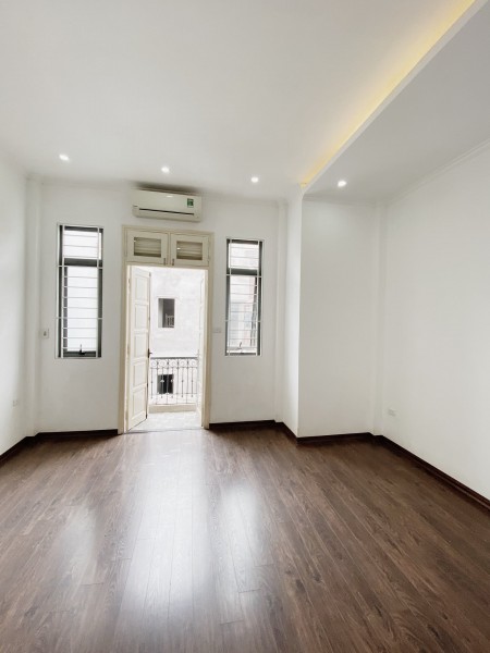 BÁN NHÀ Thịnh Quang - TÂY Sơn 40m chỉ 3,4 tỷ