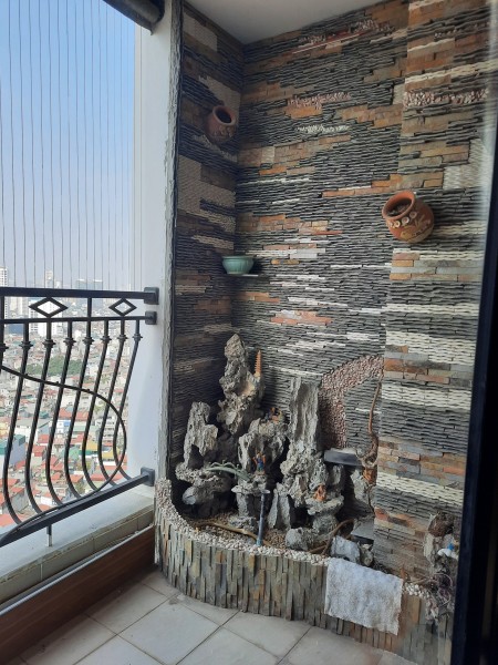 Bán cắt lỗ sâu căn 2 ngủ sáng tòa R1 Royal City,full nội thất,giá bán nhanh 4.5 tỷ (bao phí)