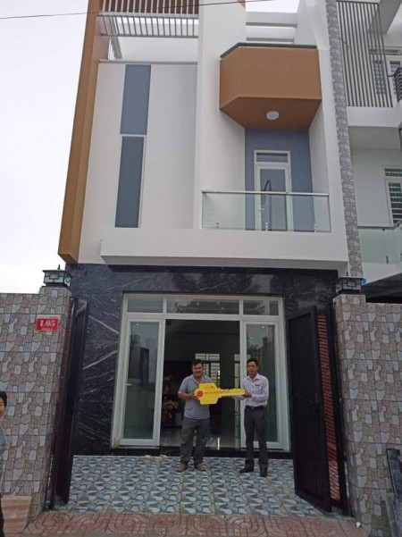 Nhà phố mặt tiền Khu đô thị chợ Bình Chánh SHR chỉ từ 1 tỷ 650 triệu