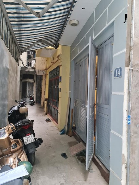 Bán gấp nhà gần Time city Dương Văn Bé Hai Bà Trưng giá 2.85 tỷ