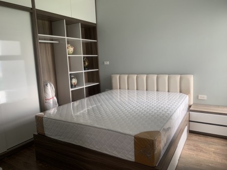 Bán gấp căn góc 3 ngủ 92m, full NT tại Green Bay Mễ Trì, Giá 4.6 tỷ, LH: 0352781220