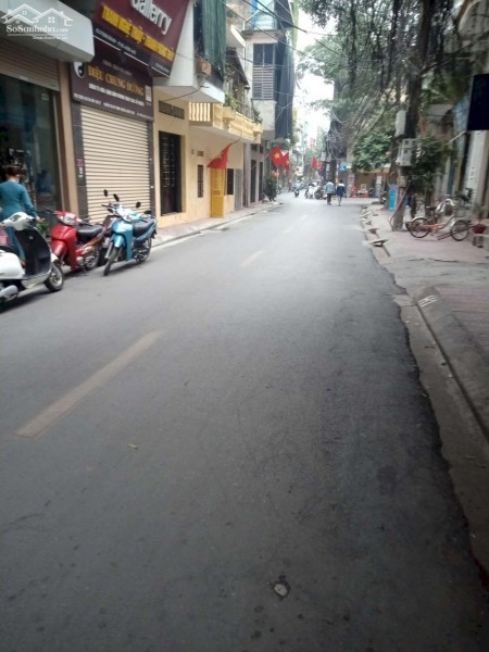 Cần Bán gấp Mặt Phố Hà Đông 40m2. vỉa hè Kinh Doanh.