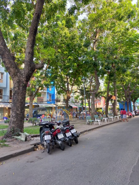 Đi đến slide 2