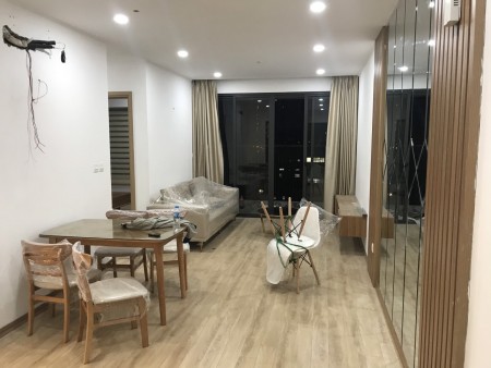 Cho thuê chung cư Sapphire Place số 4 Chính Kinh 117m2 3PN thoáng mát đồ cơ bản LH 0988296228
