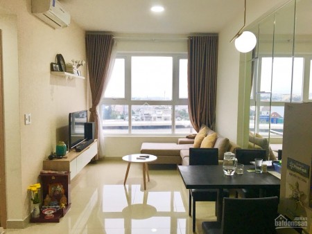 Có căn hộ tầng cao, view thoáng cần cho thuê giá 6 triệu/tháng, dtsd 70m2, 2 PN, cc Saigon Gateway