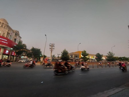 Bán nhà HXH 7m, 56m2, 3Tầng, chỉ 7.3Tỷ, ngay Emart Phan Văn Trị, GV