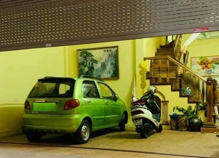 NHÀ LÔ GÓC GIẢI PHÓNG THANH XUÂN Ô TÔ TRÁNH 58M2. MT 6M 5.8 TỶ