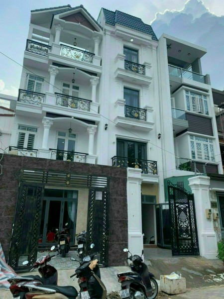 Bán nhà phố Đường số 40, phường Hiệp Bình Chánh, Thủ Đức