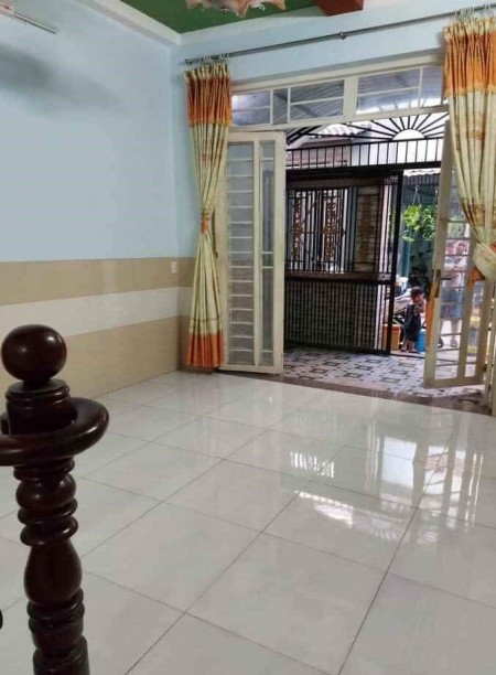 Nhà mặt tiền kinh doanh, HXH tránh. Lạc Long Quân, Tân Bình. 3,65 tỷ