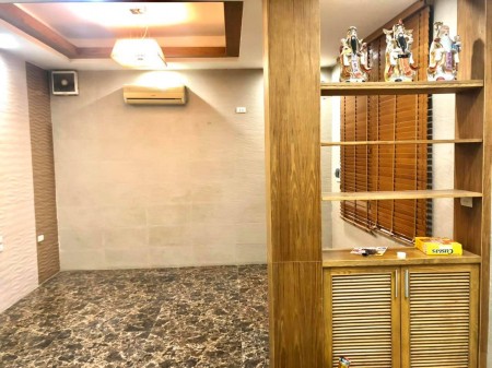 Bán Nhà Vương Thừa Vũ kinh doanh Ôtô Tránh. DT 56m2x4T