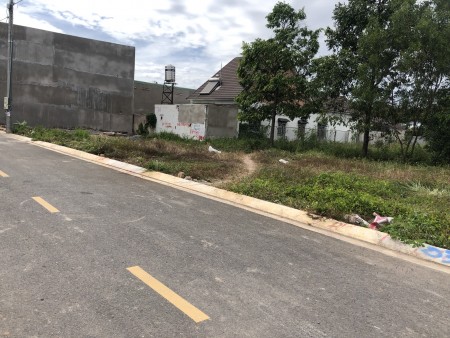Lô duy nhất ngay ngã tư Bình Trị, Nguyễn Thị Minh Khai vô 20m