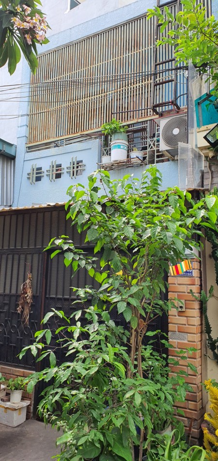 Bán nhà Lạc Long Quân Quận 11 Dt Đất 95m2 Nở Hậu, HẺM 7M- 7 PHÒNG CHO THUÊ giá chỉ 8.6 tỷ