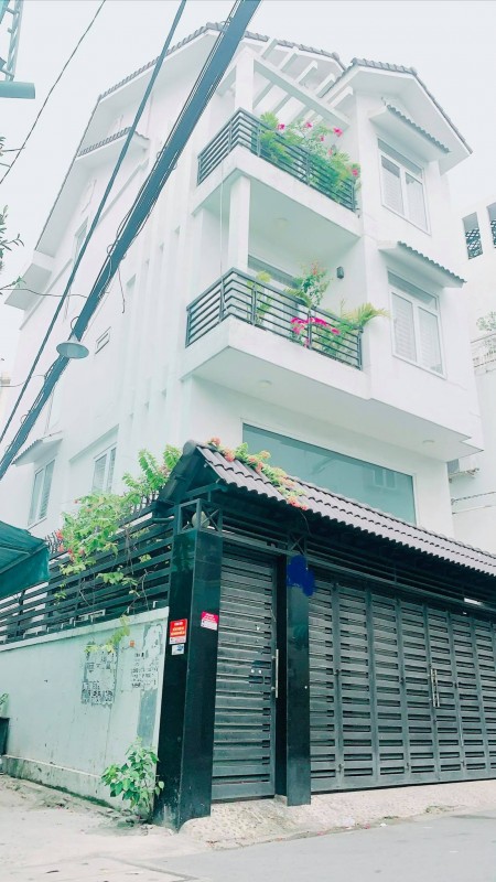 Bán nhà mặt tiền Đoàn thị Điểm, Phú Nhuận, nhà rất đẹp, 100m2, 4 tầng.