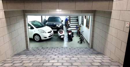 Bán biệt thự Hồ Tùng Mậu, dt 185m2, 5 tầng, MT 10m, 23.6 tỷ