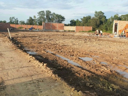 Tôi làm ăn kinh doanh bị thua lộ nên bán đi 1 miếng đất gấp