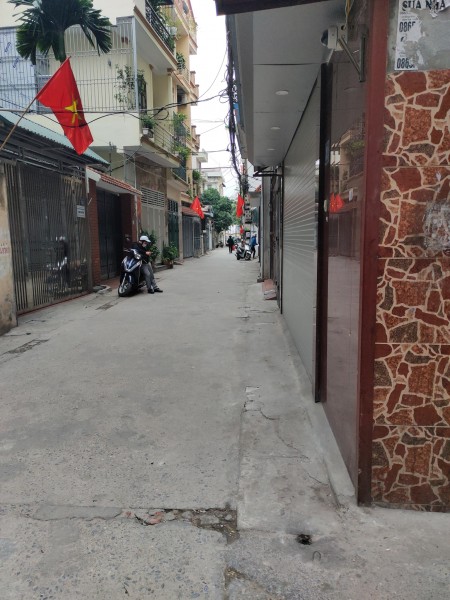 Bán nhà Lê Trọng Tấn 25m2 5 tầng ở ngay cách ô tô 5m nhỉnh 2 tỷ