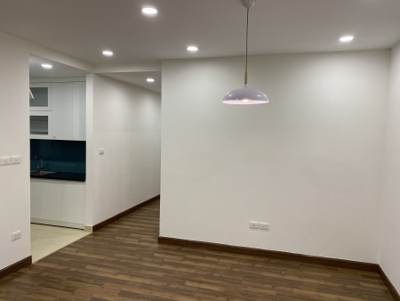 Bán gấp căn 3 ngủ 115m2 tại Goldmark City giá 3.5 tỷ, ban công Đông Bắc. LH 0949648705.