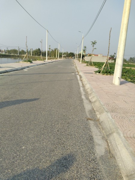 100m2 đất, thổ cư sổ hồng trao tay tại Nga Văn
