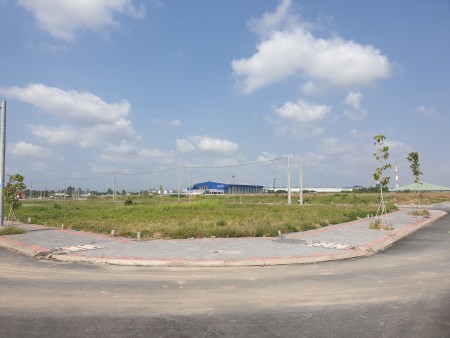 Ra nhanh nền Vạn Phát Sông Hậu giá đầu tư