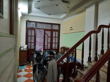 GIÁ RẺ NHẤT QUẬN CẦU GIẤY - NHÀ THOÁNG TRƯỚC SAU, CÔNG NĂNG SỬ DỤNG TỐT.