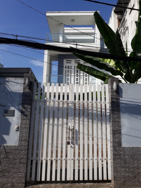 Cần Bán gấp nhà 1 trệt 2 lầu, thiết kế hiện đại, mặt tiền đường số, ngay Chợ Hiệp Bình