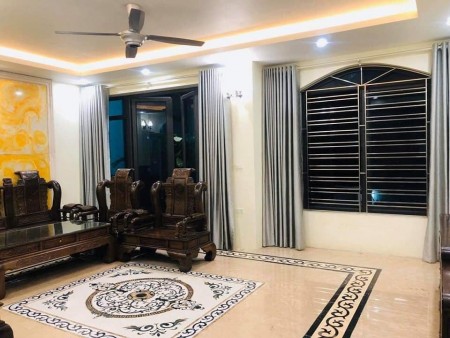 Cần bán gấp nhà Mặt ngõ Tôn Thất Thiệp giá 8.1 tỷ, 40mx5T, oto đỗ