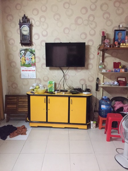 Chỉ 2 tỷ 3 sở hữu nhà TT Quận 3, Võ Văn Tần, 21 m2, 2 tầng gần mặt tiền