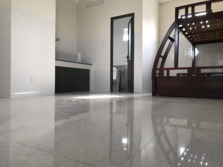 Phòng trọ có gác mới xây nội thất cơ bản đường Lâm Văn Bền Quận 7 giá chỉ từ 3tr5