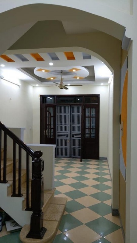 Ngõ thông, ở ngay Kim Giang DT 38m2x5T, MT4m Giá 2tỷ8