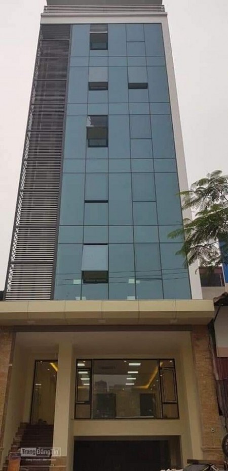 Tôi cần bán gấp nhà 7 tầng mặt phố Khâm Thiên giá 24 tỷ.