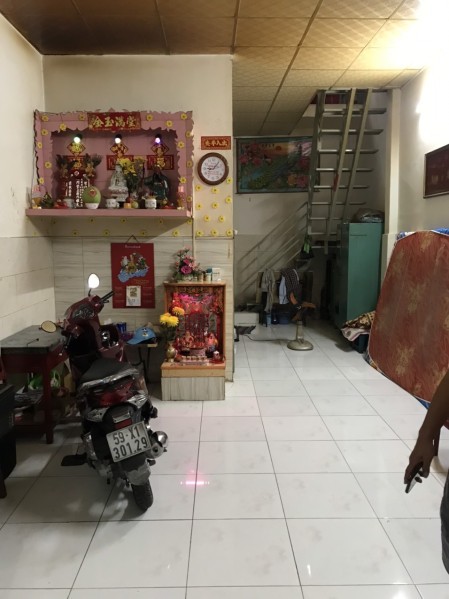 Cần tiền bán gấp nhà hẻm đường Minh Phụng, P.5, Quận 6. Giá 3.42 tỷ
